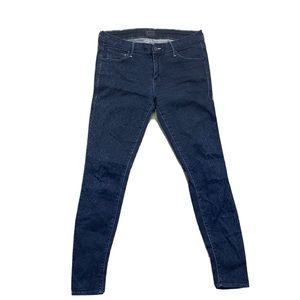 Size 29 Mother Jeans. The looker. Dark blue